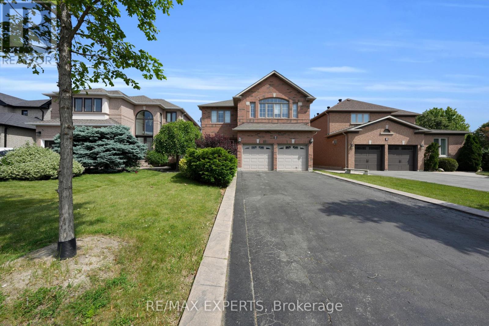 8 Pine Hollow Crescent, Vaughan (Maple), Ontario  L6A 2L6 - Photo 6 - N12345026