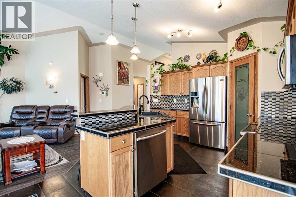 4 Isbister Close, Red Deer, Alberta  T4R 0B8 - Photo 6 - A2245259