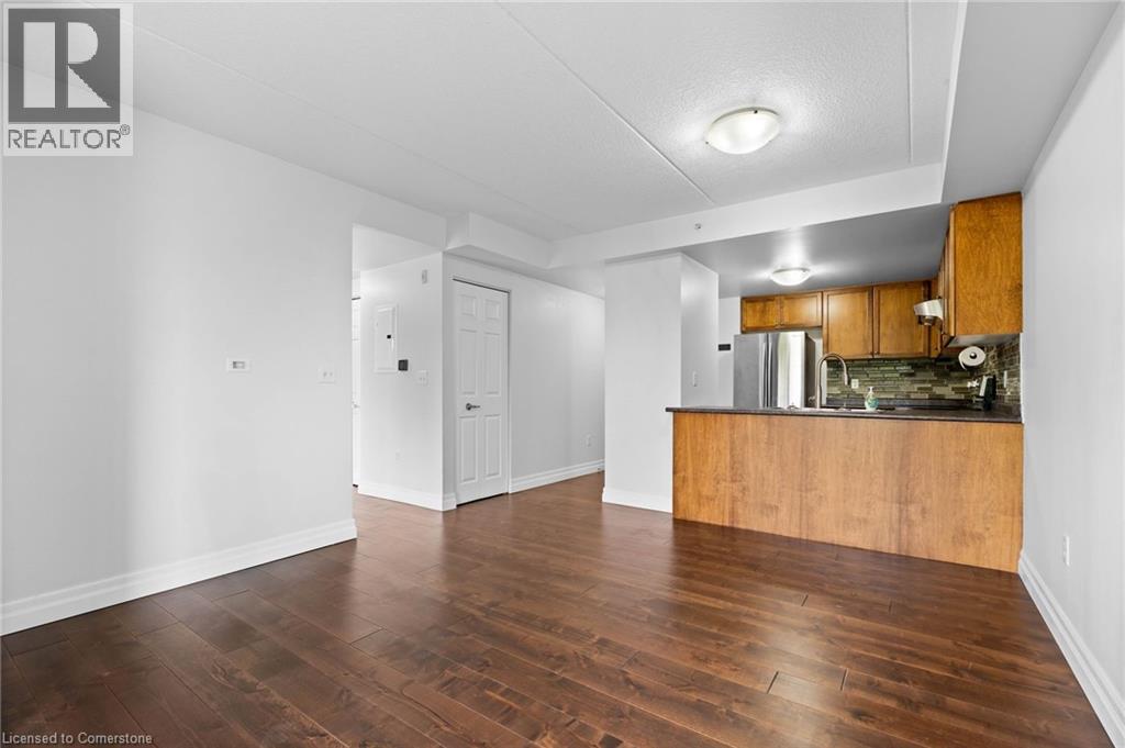 Property at 67 KINGSBURY Square Unit# 307 image 5