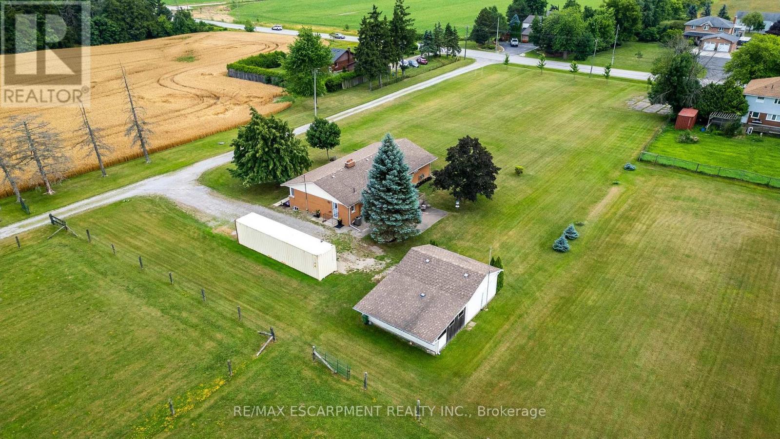 2276 Binbrook Road, Hamilton (Binbrook), Ontario  L0R 1C0 - Photo 26 - X12344995