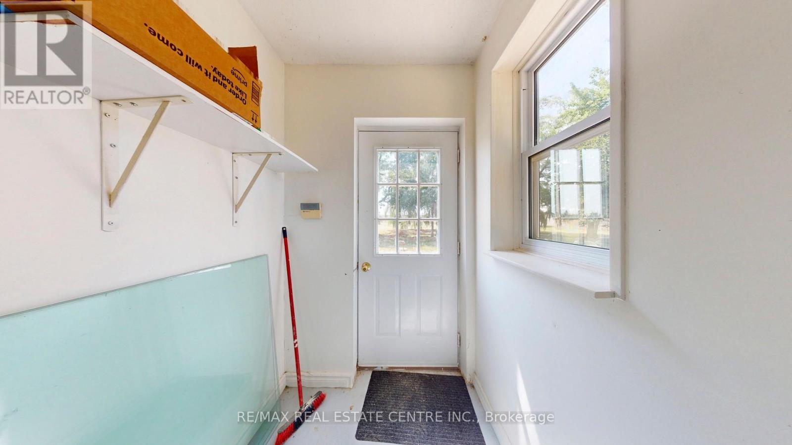 4036 Lakeshore Road, Lincoln (Lincoln Lake), Ontario  L3J 0X3 - Photo 17 - X12345059