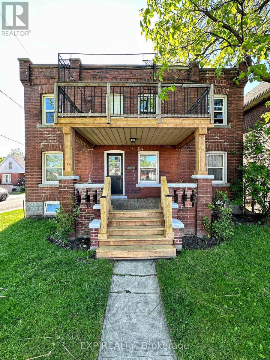140 GAGE AVENUE N, Hamilton, Ontario