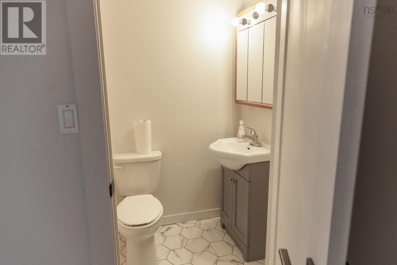 316 Mahon Street, New Waterford, Nova Scotia  B1H 3H5 - Photo 37 - 202516425