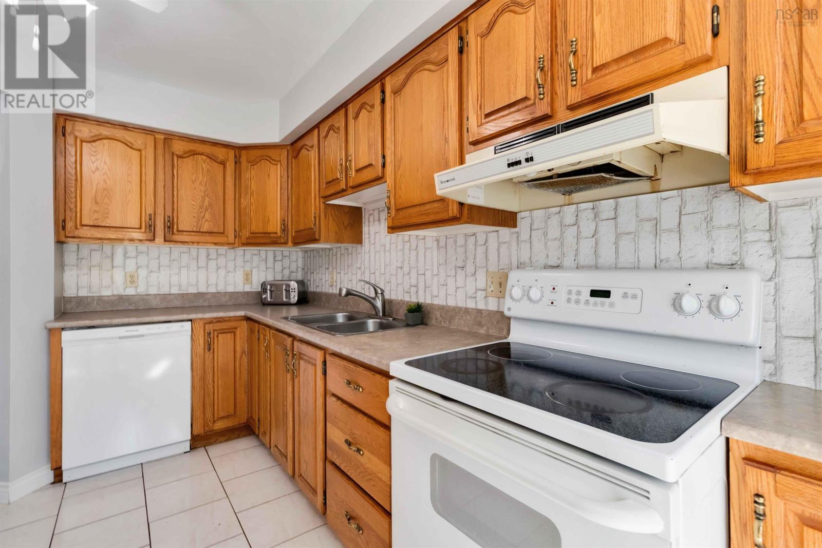 34 Trailwood Place, Halifax, Nova Scotia  B3M 3Y1 - Photo 19 - 202520528