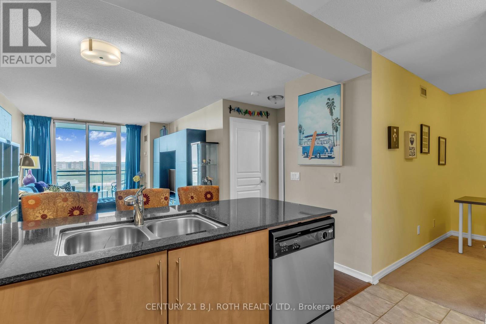 1202 - 350 Red Maple Road, Richmond Hill, Ontario L4C 0T5 - Photo 6 - N12345105