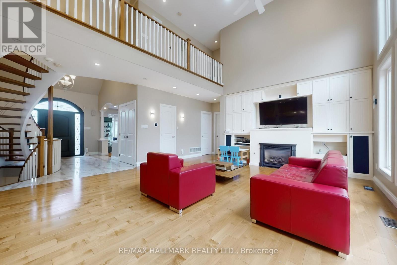 11 Loggers Trail, Whitchurch-Stouffville, Ontario  L4A 2L6 - Photo 8 - N12345127