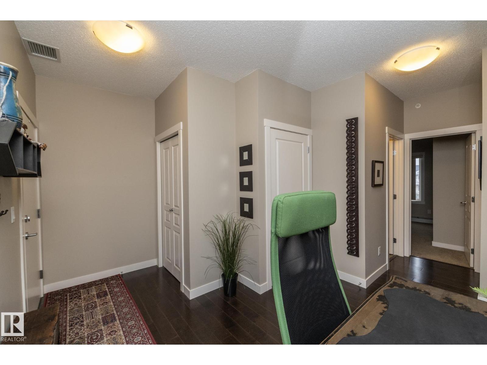 Property at #402 2207 44 AV NW image 3