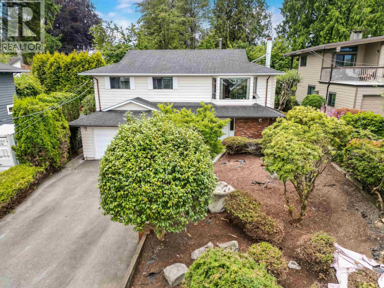 Property at 5540 LAUREL STREET image 1