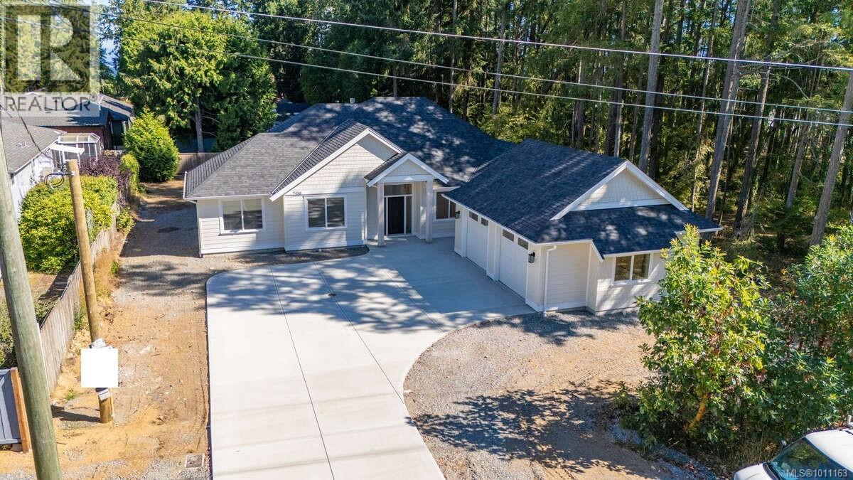 Property at 7436 Lantzville Rd image 2