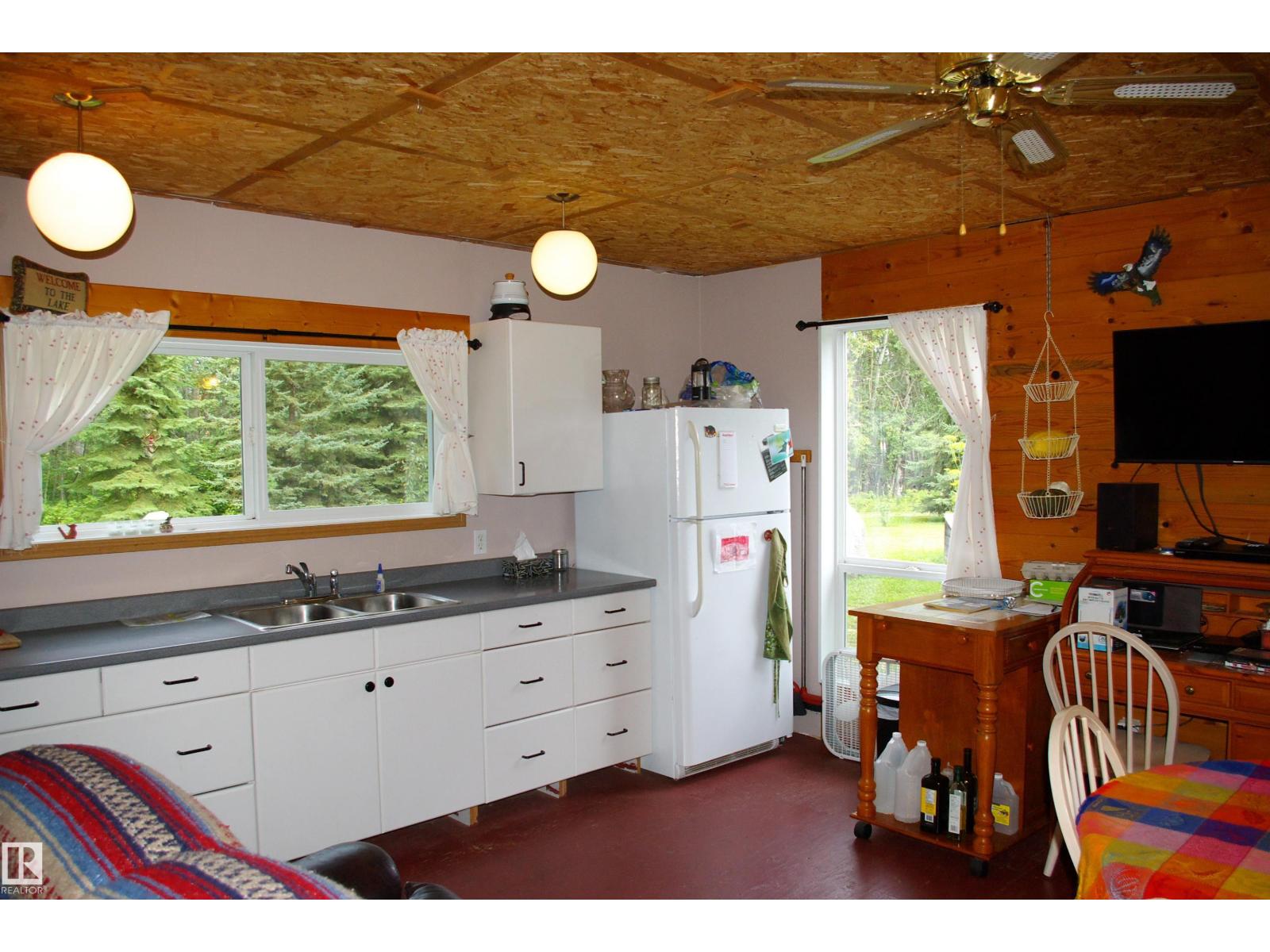 1301 Glen Haven Cr, Rural Wetaskiwin County, Alberta  T0C 2C0 - Photo 13 - E4452968