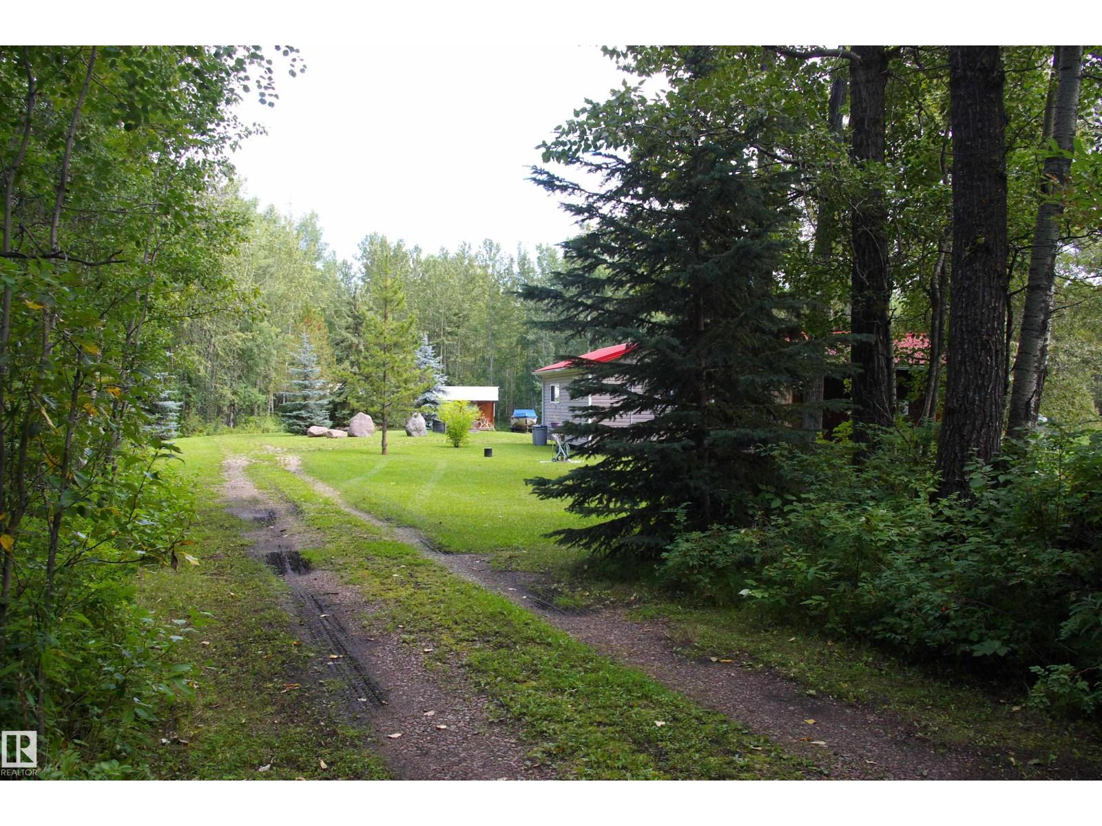 1301 Glen Haven Cr, Rural Wetaskiwin County, Alberta  T0C 2C0 - Photo 2 - E4452968
