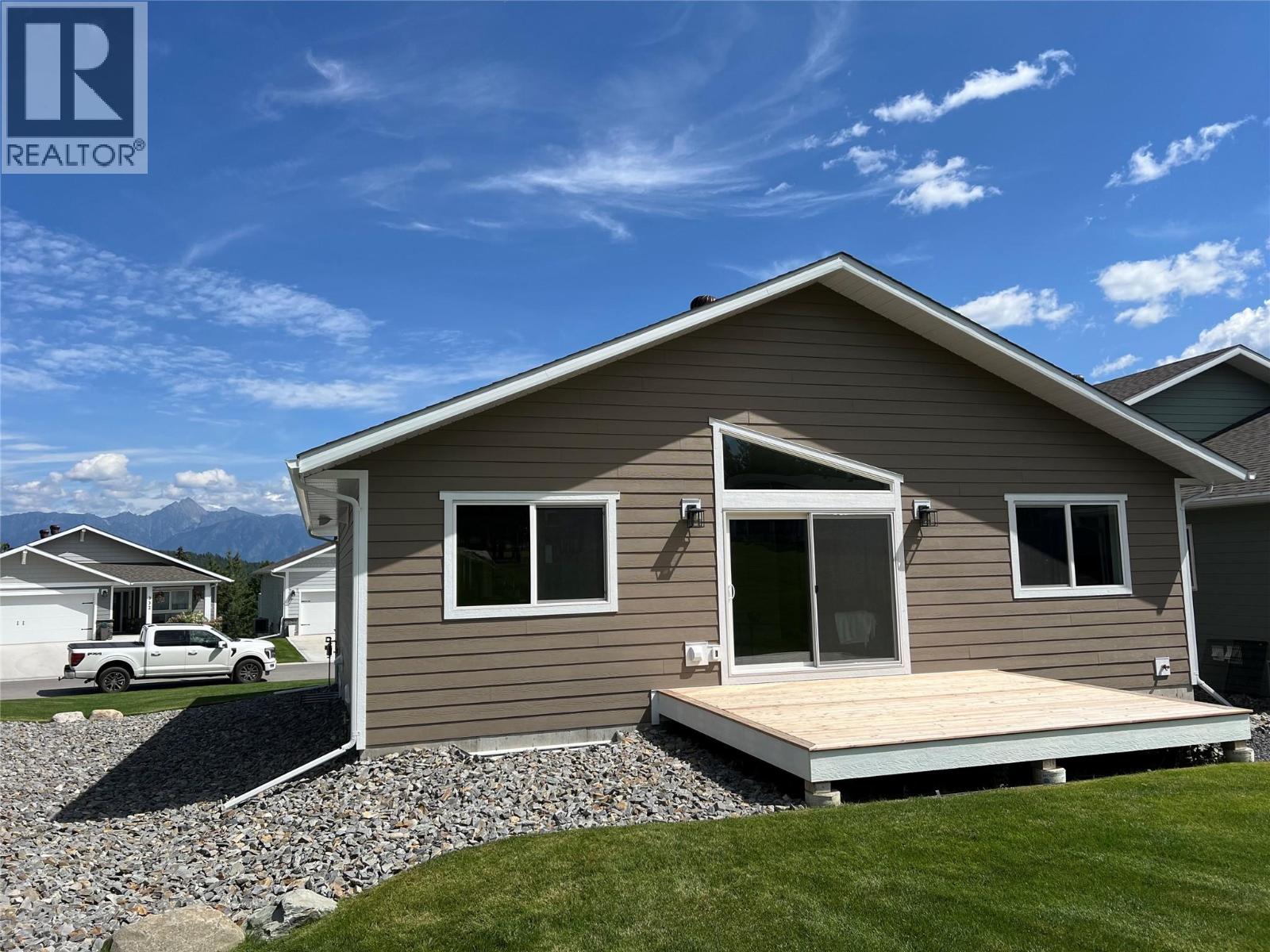 331 Legacy Lookout, Cranbrook, British Columbia  V1C 0E4 - Photo 2 - 10359412