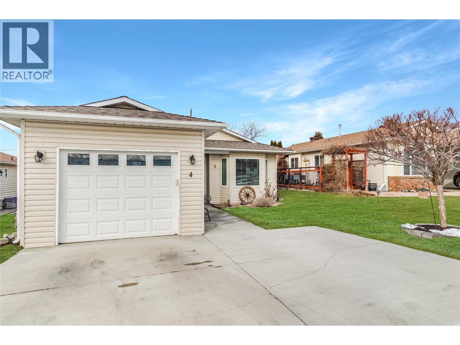 3481 Old Vernon Road 4, Ellison, Kelowna  by McFadden Real Estate 3481 Old Vernon Road 4, Ellison, Kelowna