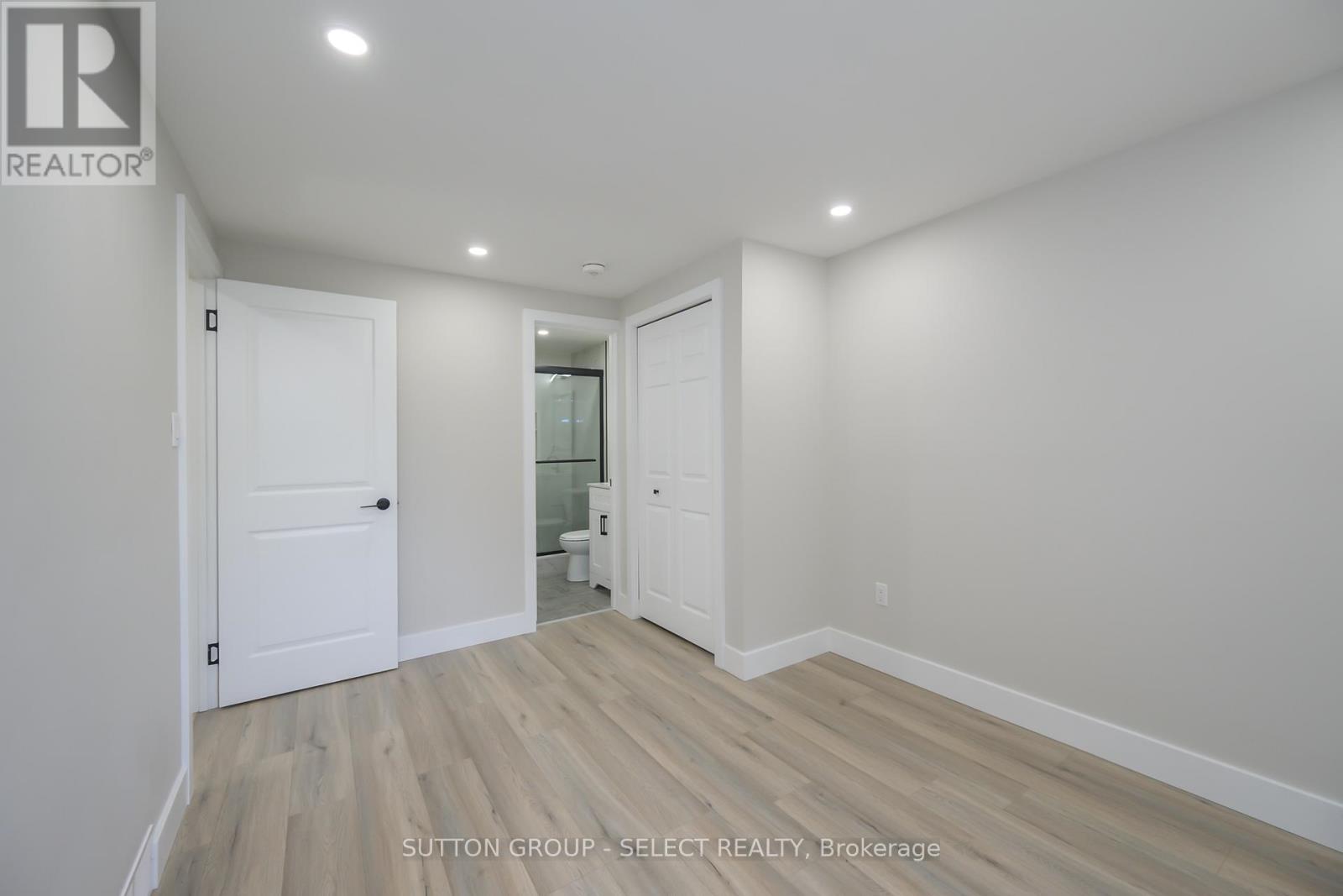34 Ripley Road, London East, Ontario  N5V 3V1 - Photo 22 - X12338872