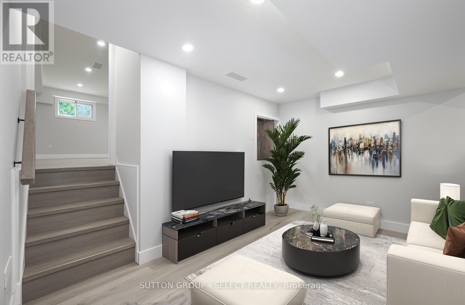 34 Ripley Road, London East, Ontario  N5V 3V1 - Photo 28 - X12338872