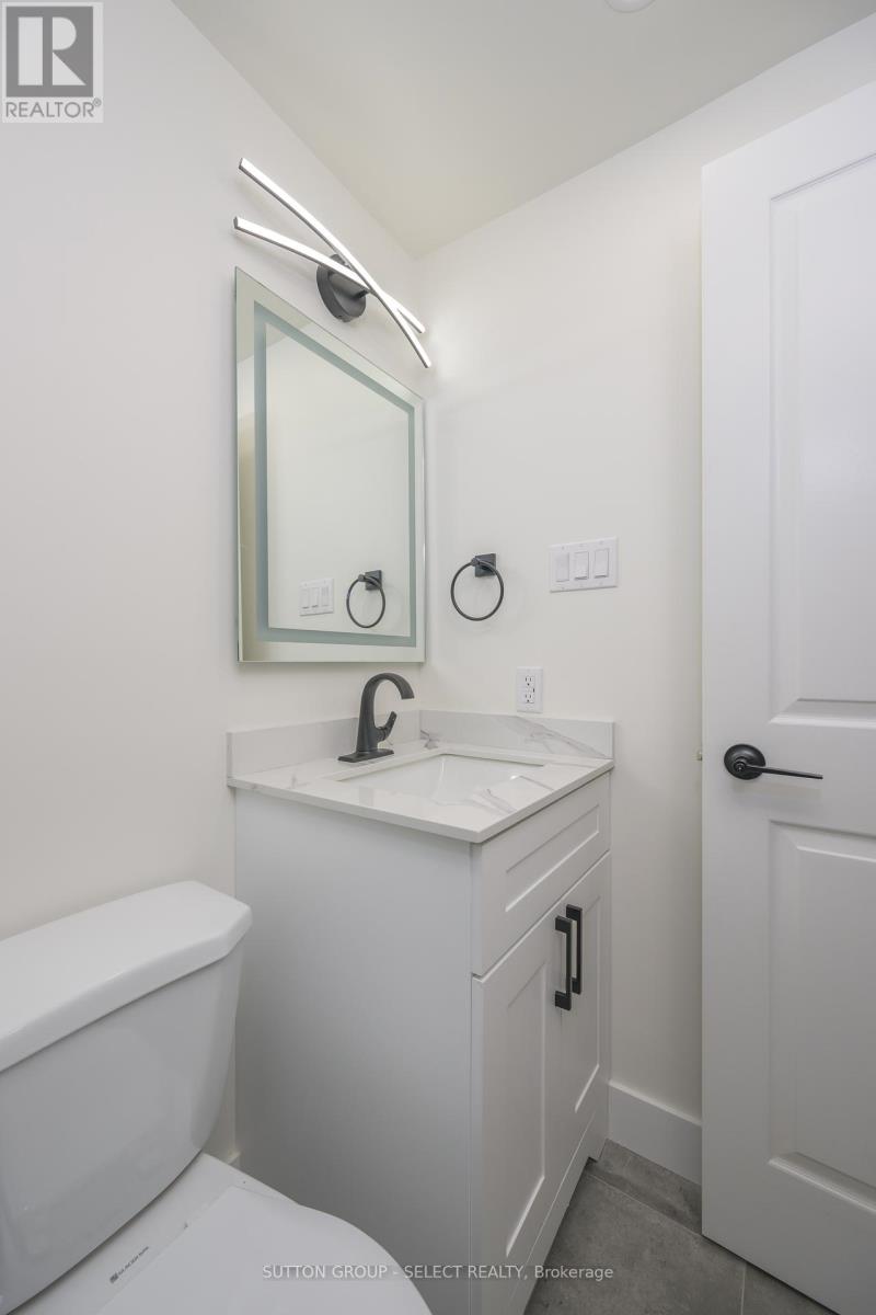 34 Ripley Road, London East, Ontario  N5V 3V1 - Photo 32 - X12338872