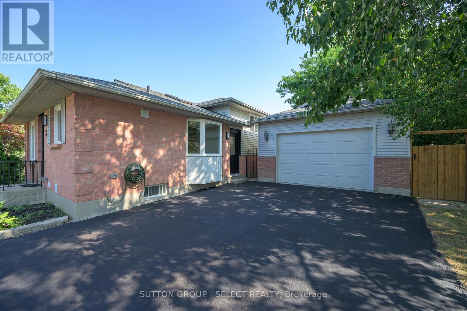 34 Ripley Road, London East, Ontario  N5V 3V1 - Photo 44 - X12338872