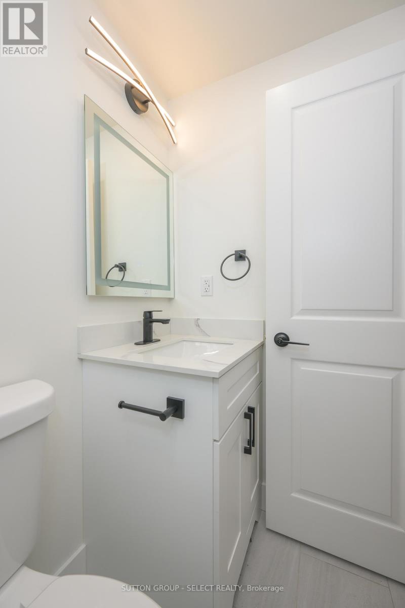 34 Ripley Road, London East, Ontario  N5V 3V1 - Photo 39 - X12338872