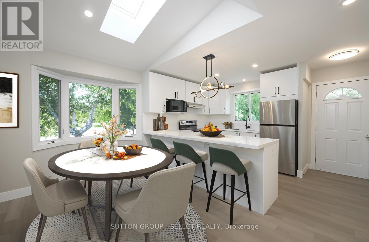 34 Ripley Road, London East, Ontario  N5V 3V1 - Photo 6 - X12338872