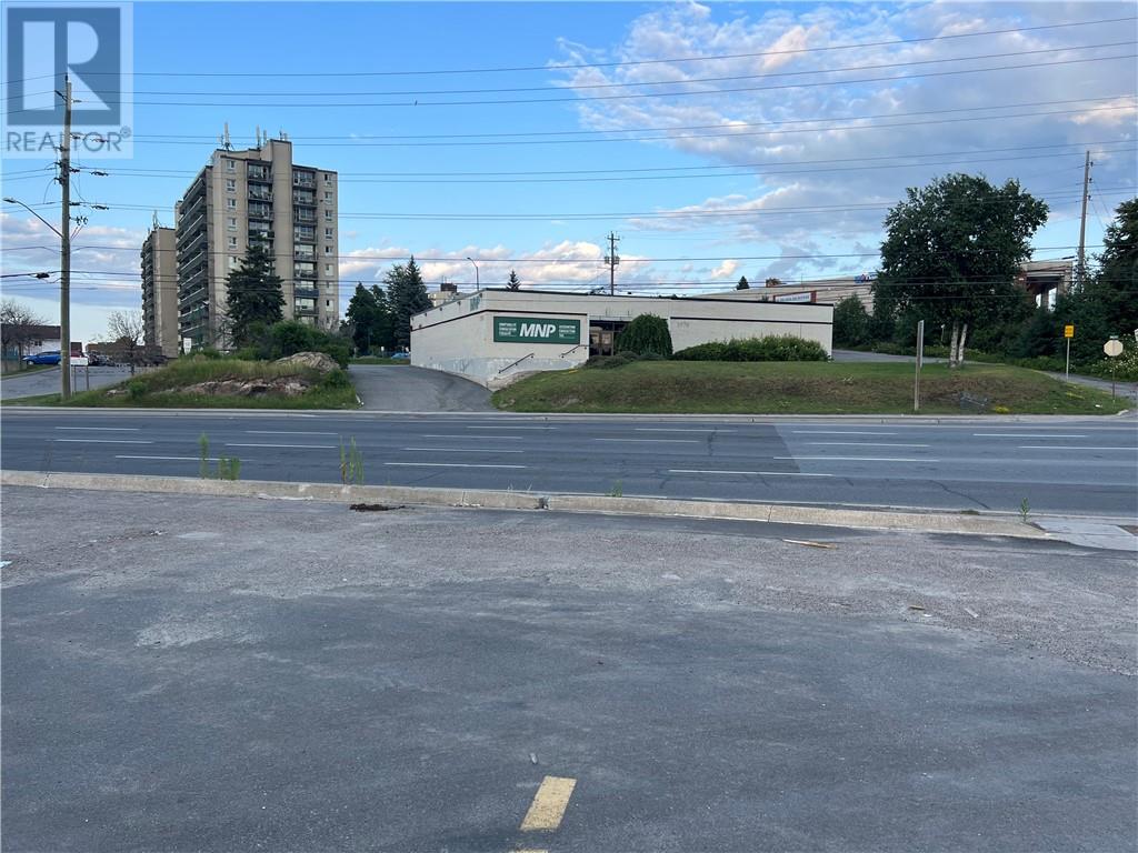 1970 Paris Street, Sudbury, Ontario  P3E 3C8 - Photo 1 - 2120789