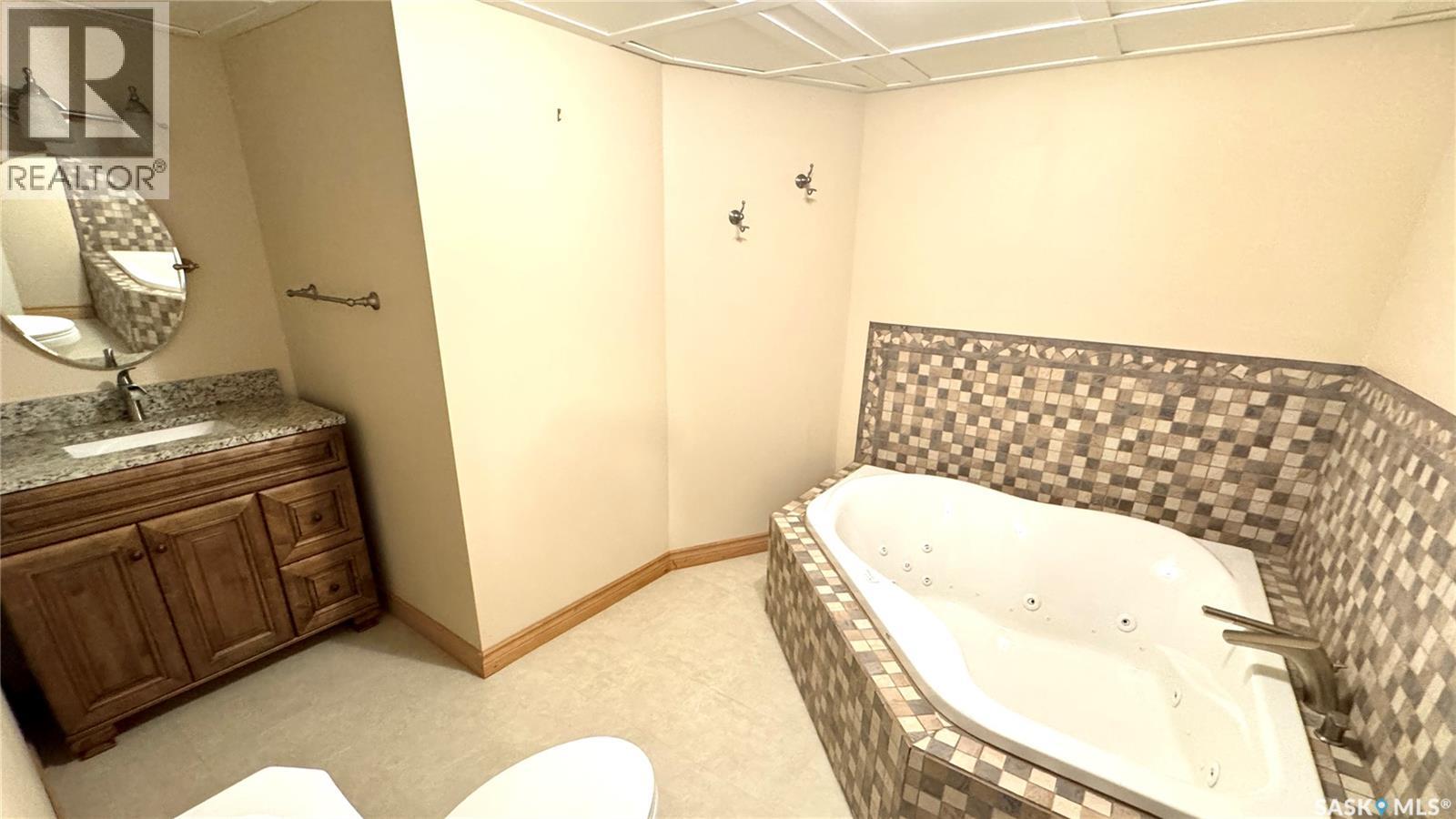 110 Stanley Street, Elbow, Saskatchewan  S0H 1J0 - Photo 39 - SK015651