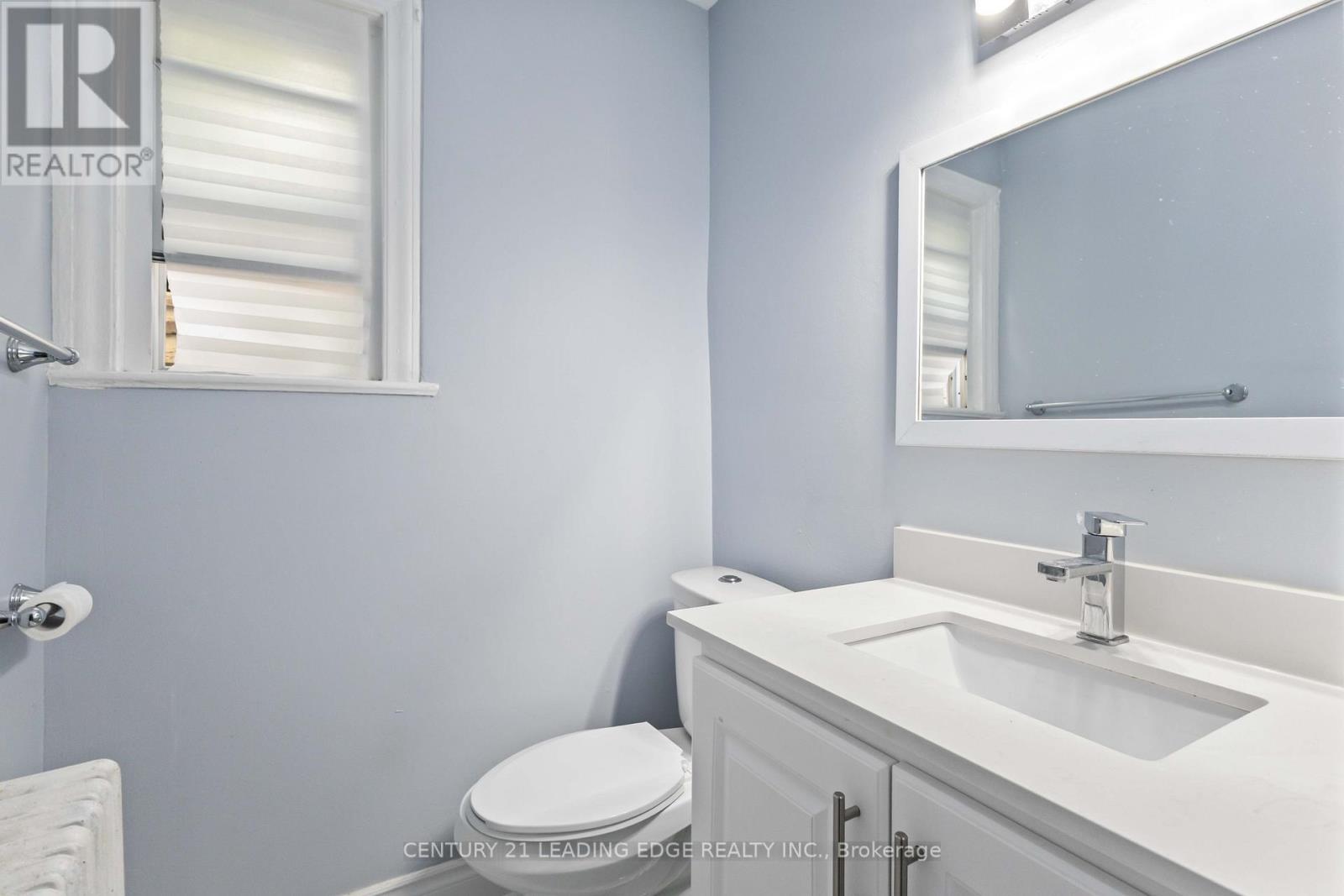 1563/65 Kingston Road, Toronto (Birchcliffe-Cliffside), Ontario  M1N 1R9 - Photo 15 - E12345218