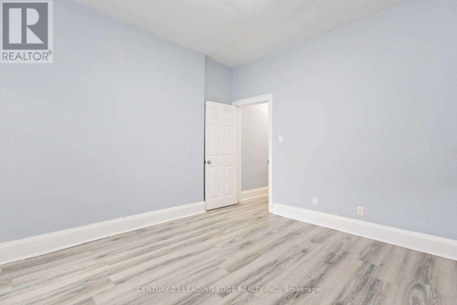 1563/65 Kingston Road, Toronto (Birchcliffe-Cliffside), Ontario  M1N 1R9 - Photo 23 - E12345218