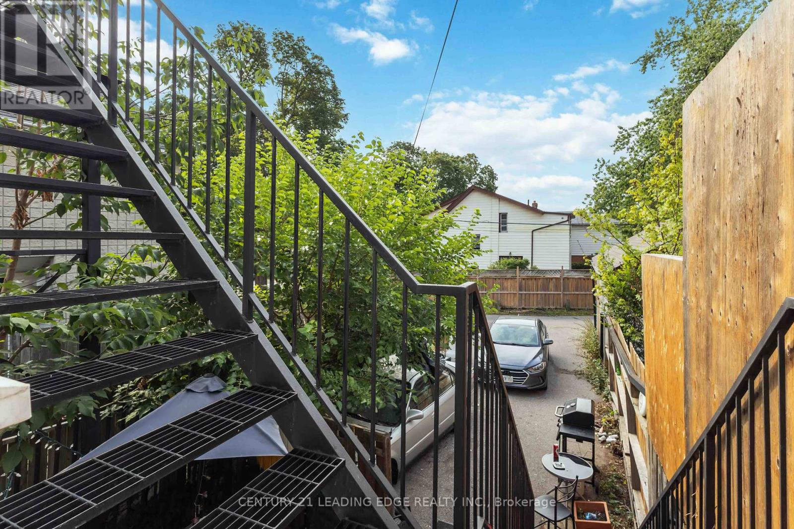 1563/65 Kingston Road, Toronto (Birchcliffe-Cliffside), Ontario  M1N 1R9 - Photo 25 - E12345218