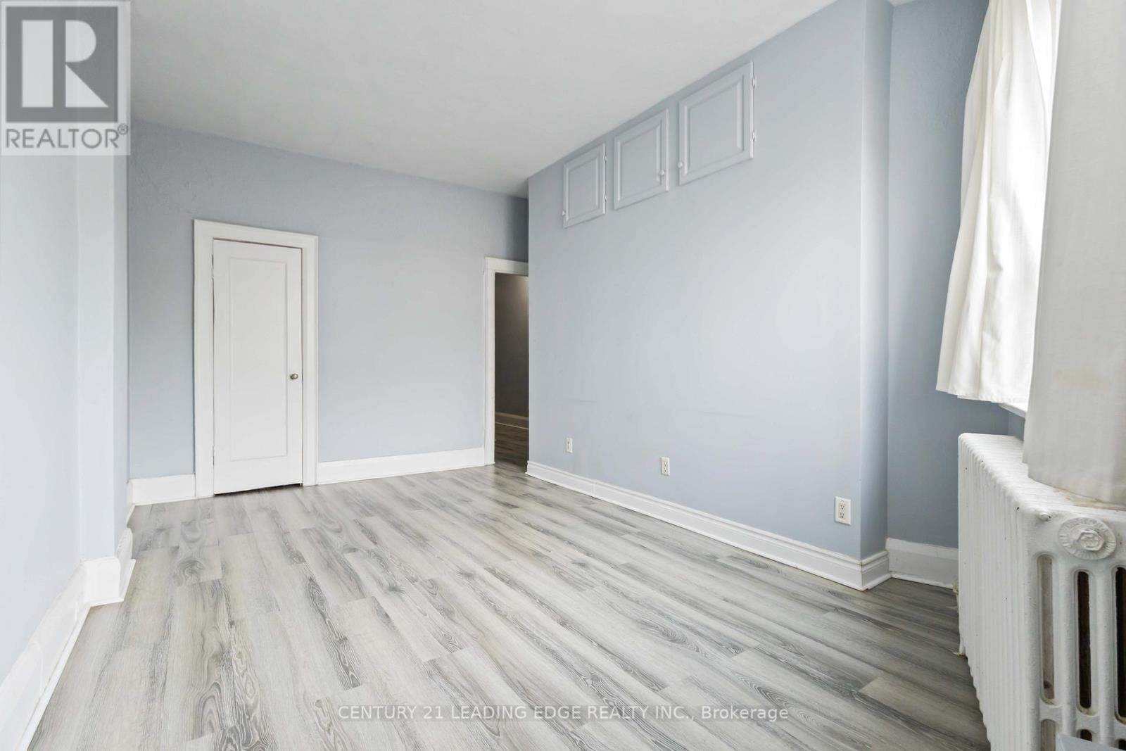 Property at 1563/65 KINGSTON ROAD image 5
