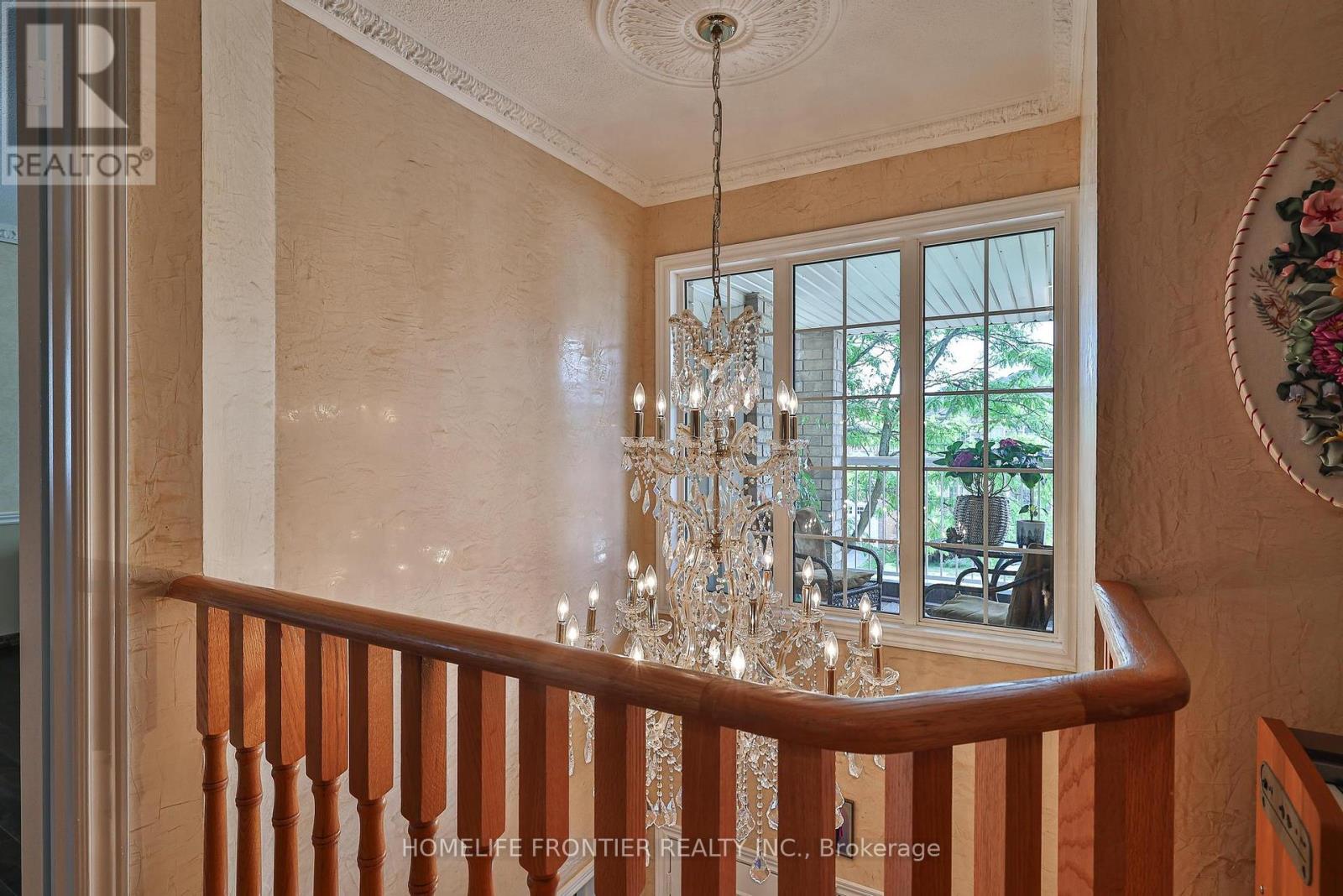 110 Red River Crescent, Newmarket (Woodland Hill), Ontario  L3X 2R1 - Photo 29 - N12345203