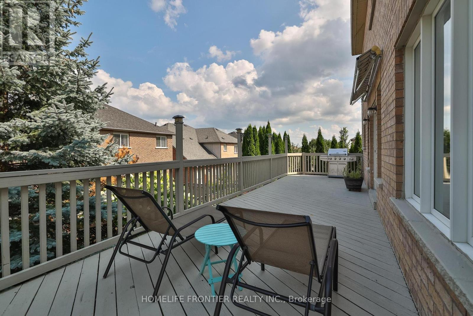 110 Red River Crescent, Newmarket (Woodland Hill), Ontario  L3X 2R1 - Photo 49 - N12345203