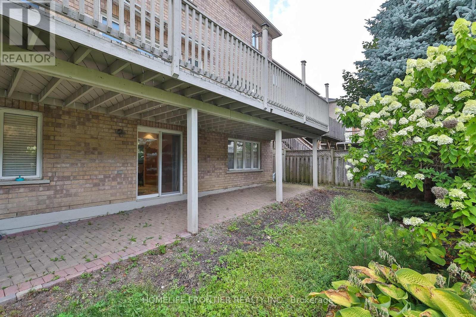 110 Red River Crescent, Newmarket (Woodland Hill), Ontario  L3X 2R1 - Photo 50 - N12345203