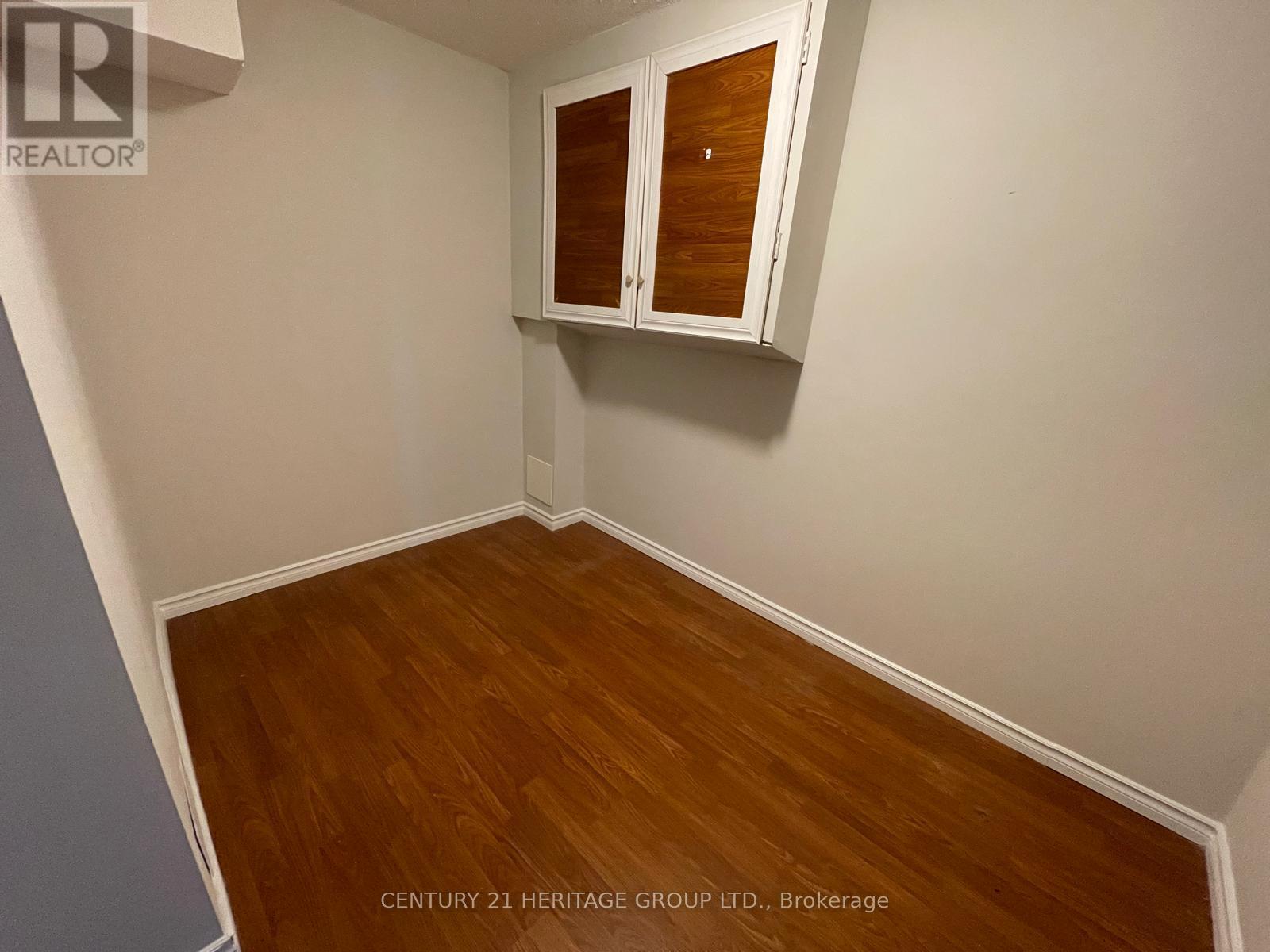 Bsmnt - 379 Kwapis Boulevard, Newmarket, Ontario  L3X 3H1 - Photo 1 - N12345281