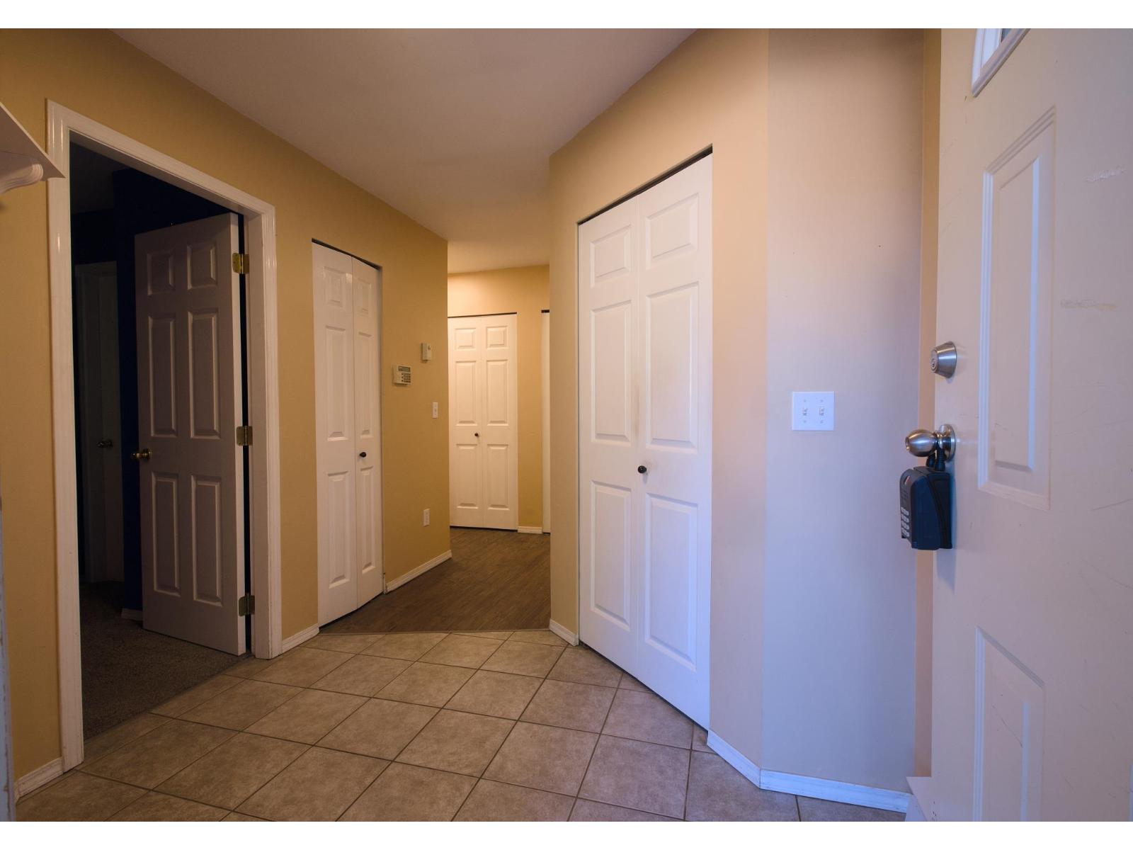 207 16031 82 Avenue, Surrey, British Columbia  V4N 0N4 - Photo 9 - R3035674