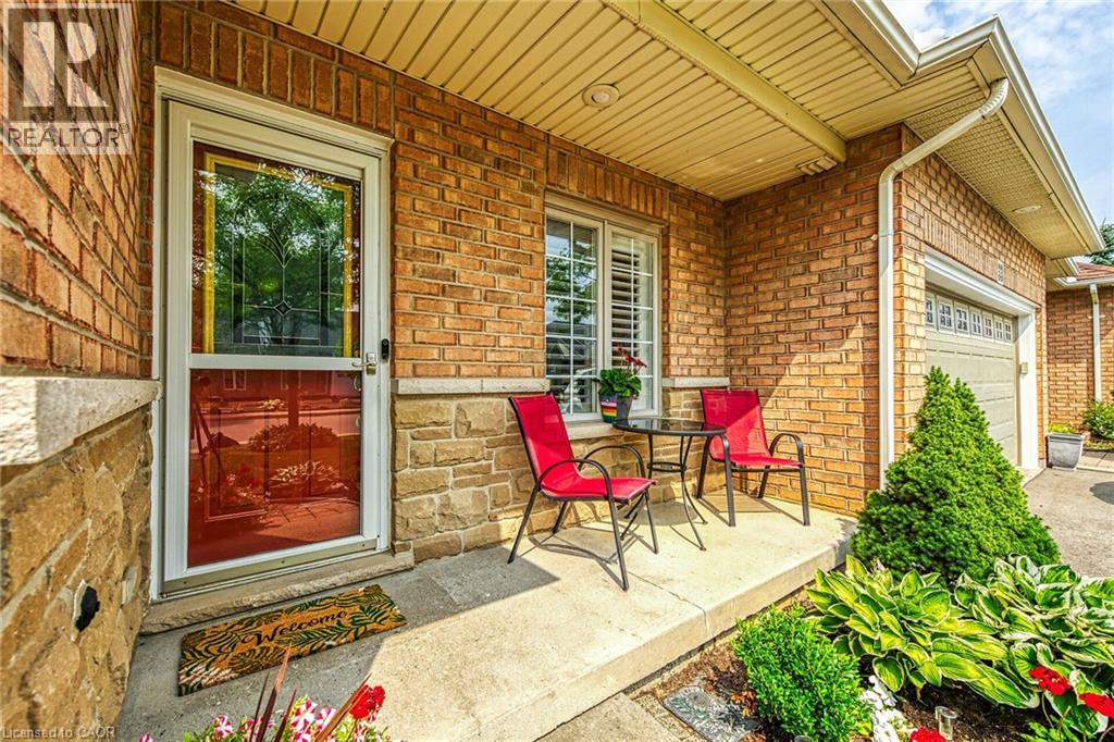 31 Abbotsford Trail, Glanbrook, Ontario  L9B 2X8 - Photo 1 - 40758684