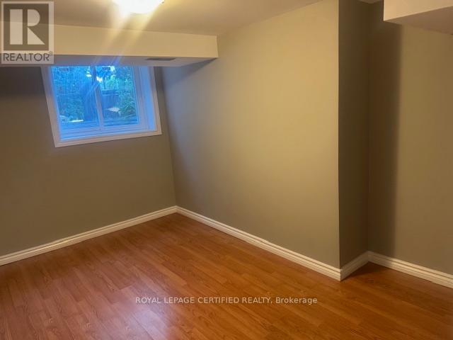 Lower - 6 Prince Charles Drive, Halton Hills, Ontario  L7G 3T7 - Photo 11 - W12345156
