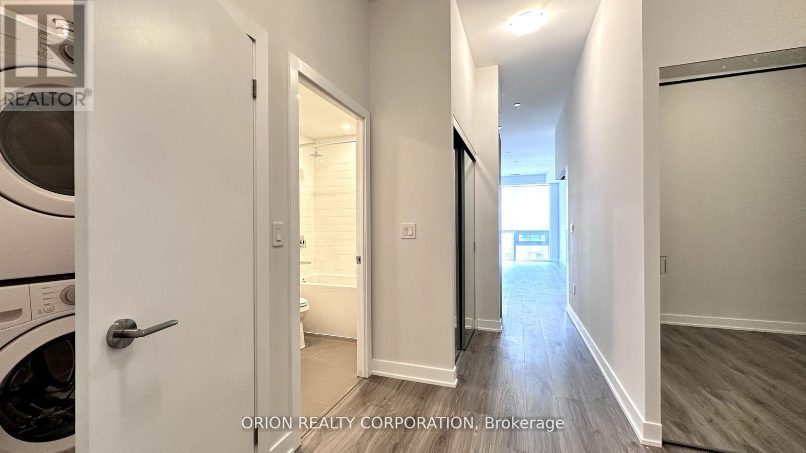 510 - 430 Square One Drive, Mississauga (Creditview), Ontario  L5B 0L6 - Photo 16 - W12345197
