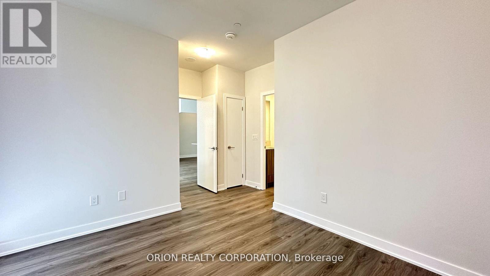 510 - 430 Square One Drive, Mississauga (Creditview), Ontario  L5B 0L6 - Photo 27 - W12345197