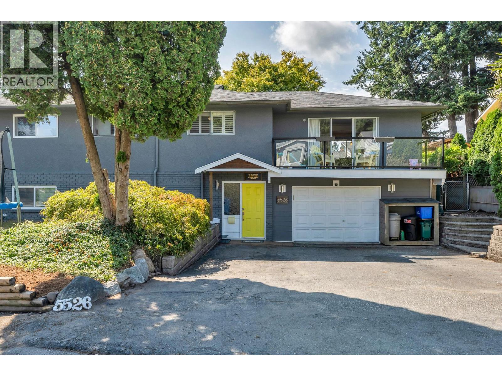 Property at 5526 6A AVENUE image 1