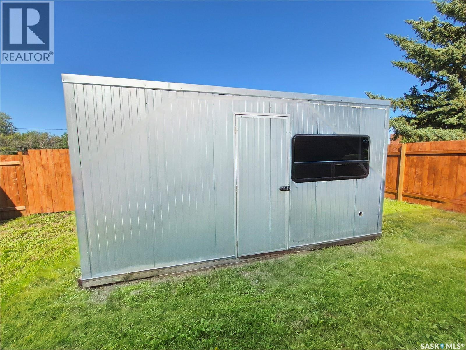 344 Centre Street, Ponteix, Saskatchewan  S0N 1Z0 - Photo 42 - SK014833
