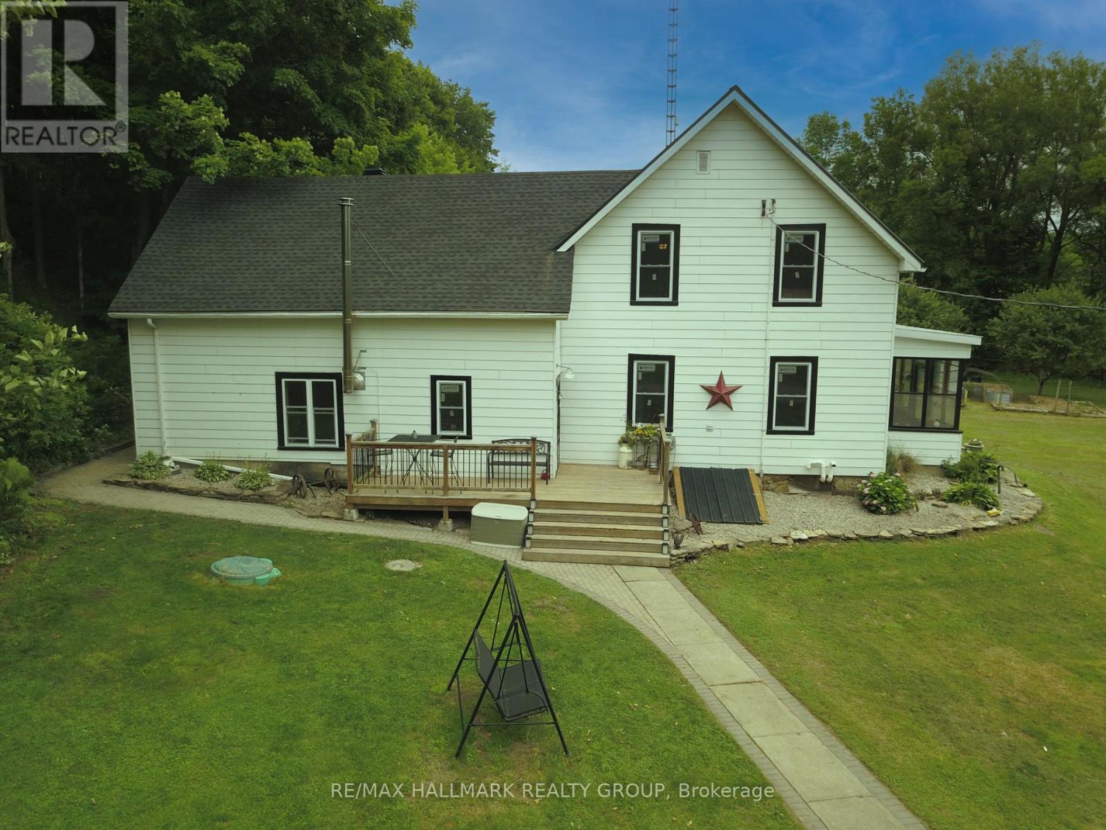 109 Quabbin Road W, Leeds And The Thousand Islands, Ontario  K0E 1R0 - Photo 38 - X12324868