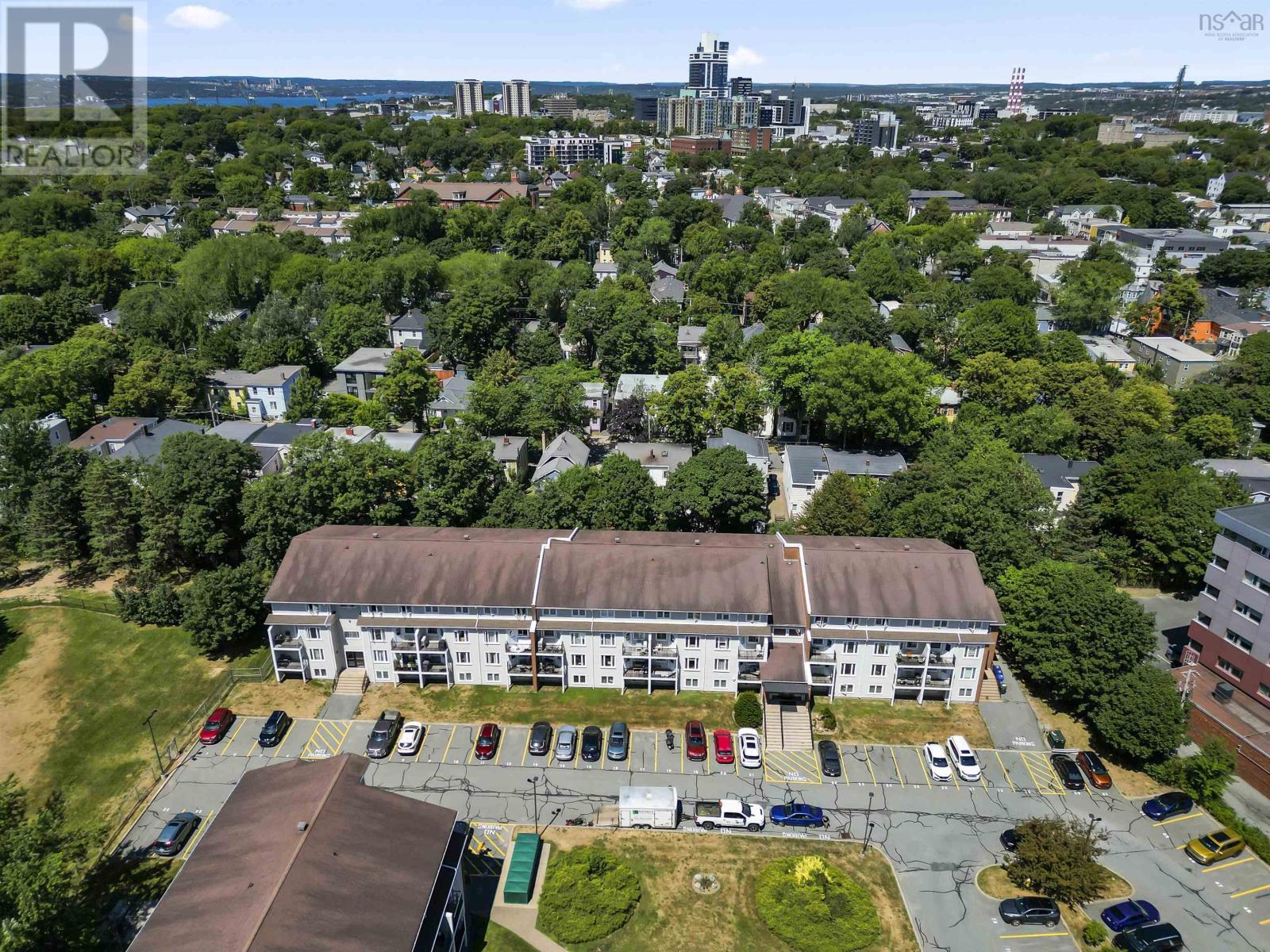 210 2080 Quingate Place, Halifax, Nova Scotia  B3L 4R9 - Photo 2 - 202520207