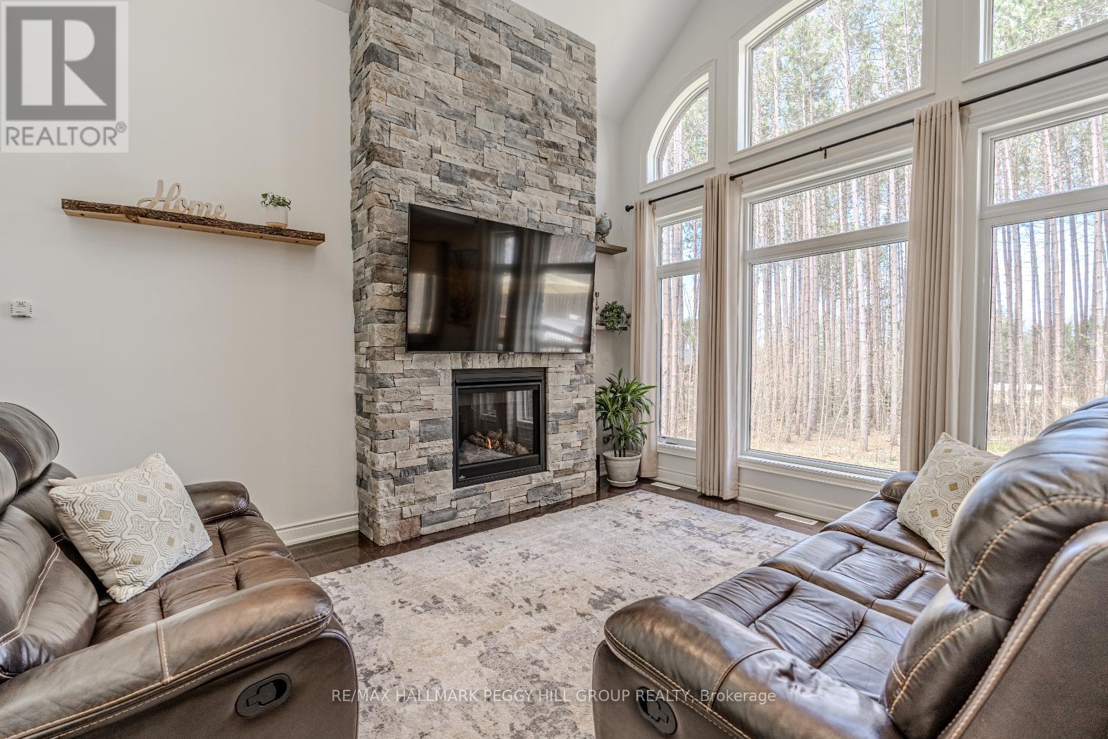 38 Windermere Circle, Tay, Ontario  L4R 0C3 - Photo 6 - S12299382