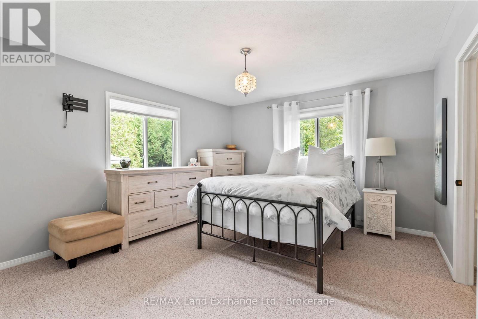 251 St Arnaud Street, Huron-Kinloss, Ontario  N0G 2R0 - Photo 11 - X12345001