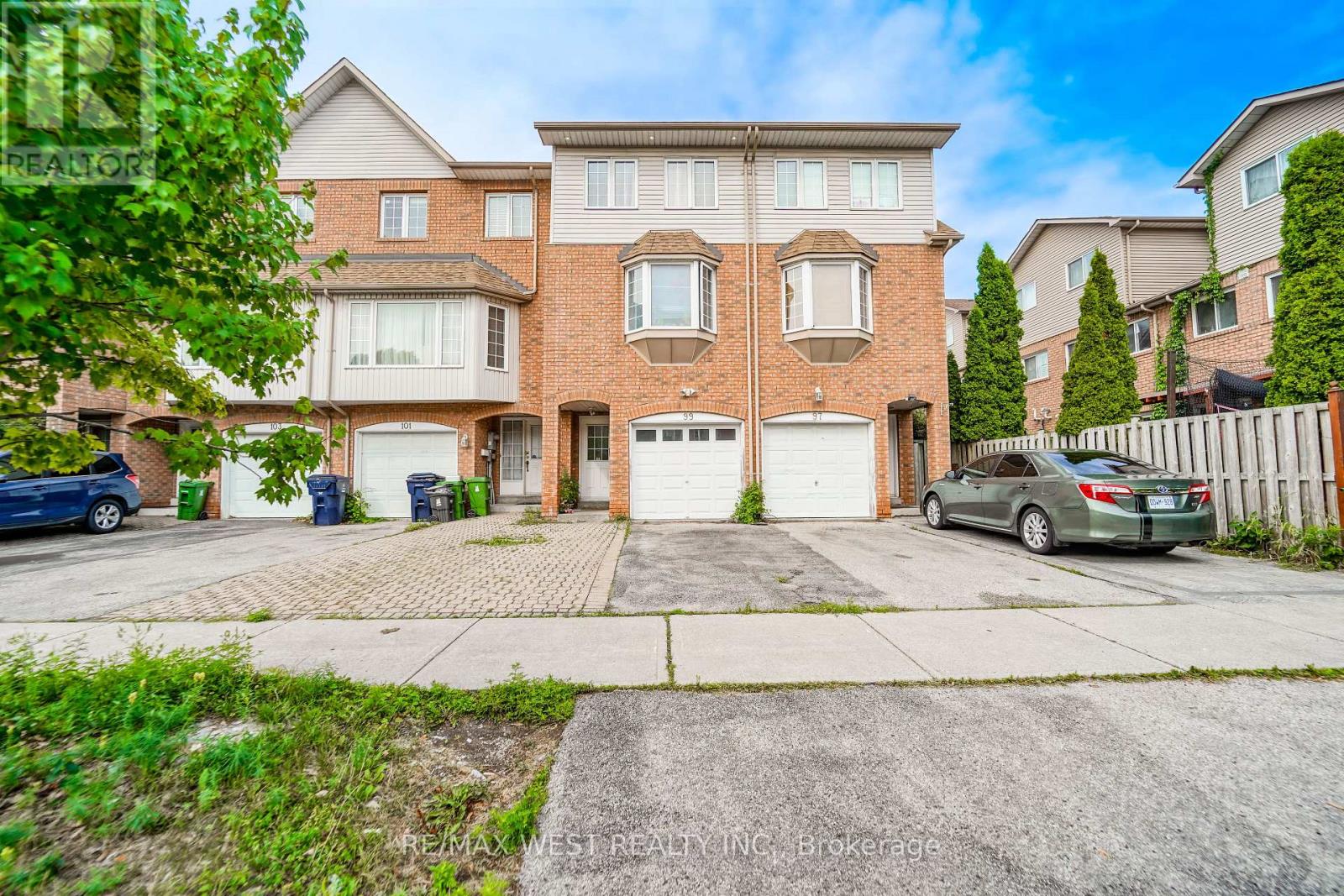 Property at 99 SUFI CRESCENT image