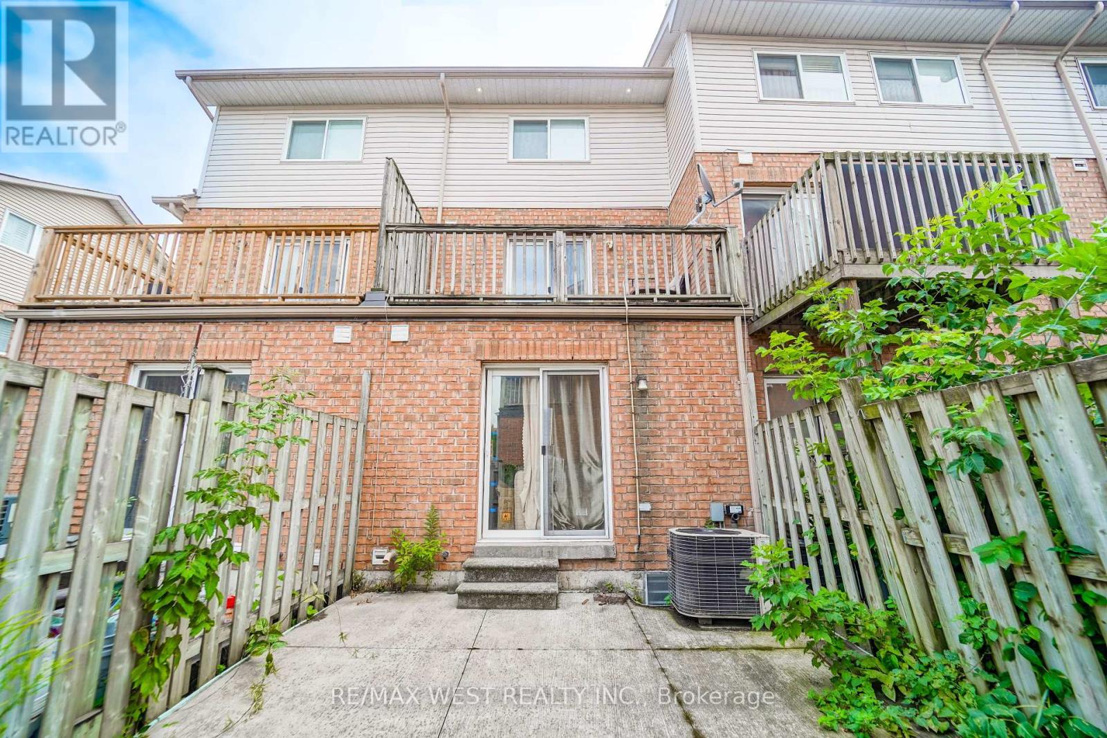 Property at 99 SUFI CRESCENT image