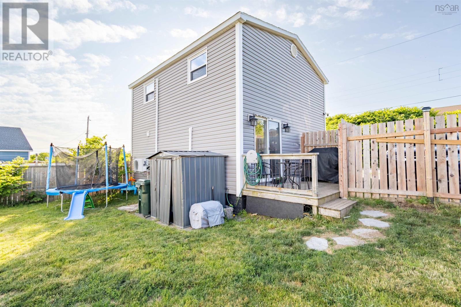 9 Cogan Street, North Sydney, Nova Scotia  B2A 3A7 - Photo 13 - 202516084