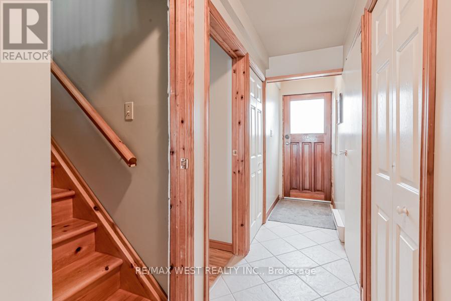 Property at 4669 ANDERSON AVENUE image 3