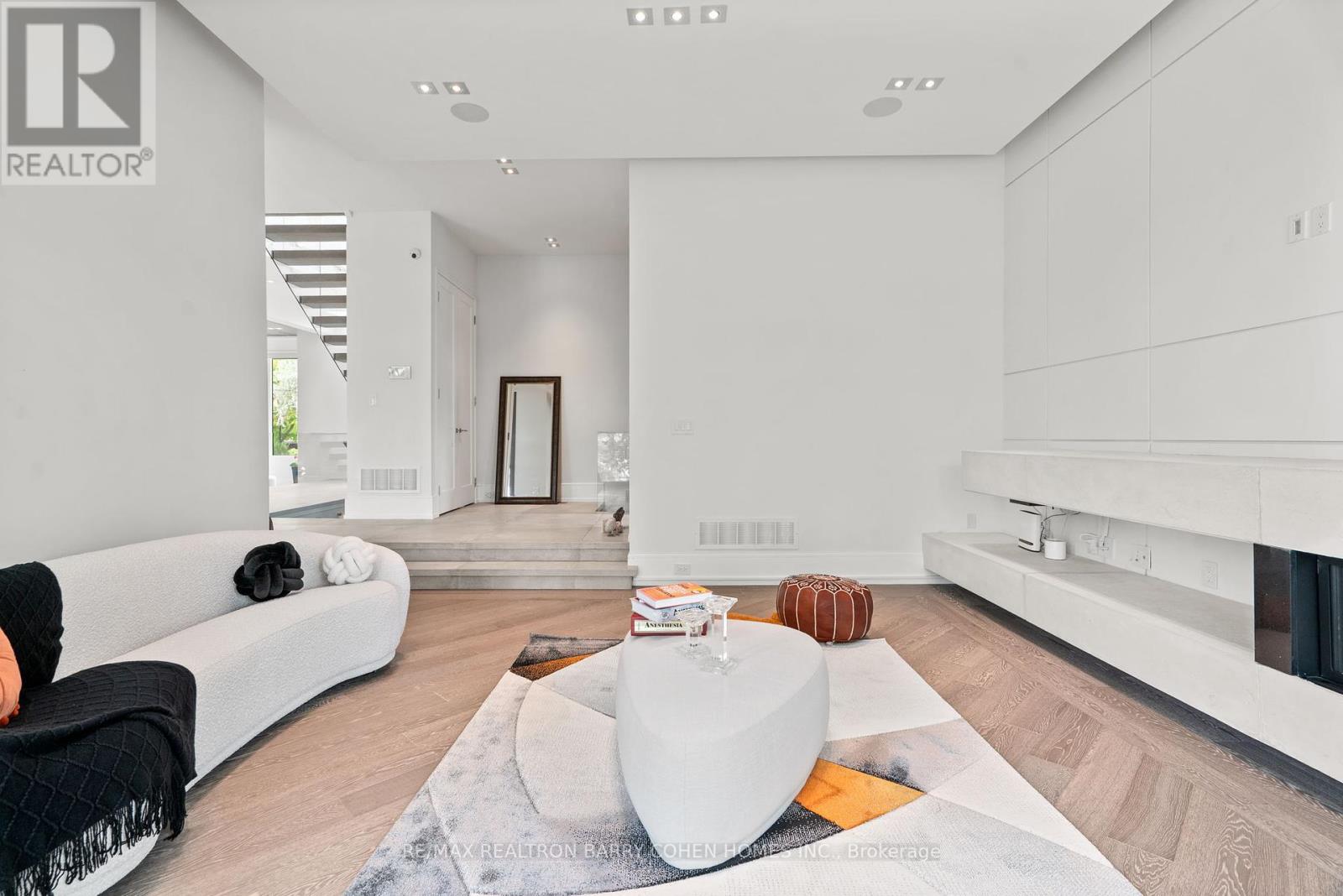 67 Lake Promenade, Toronto, Ontario  M8W 1A2 - Photo 23 - W12192096