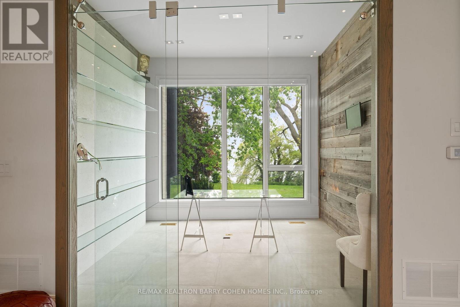 67 Lake Promenade, Toronto, Ontario  M8W 1A2 - Photo 18 - W12192096